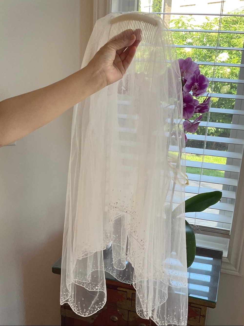 Two-Tier Sheer Veil with Sparkle Edge